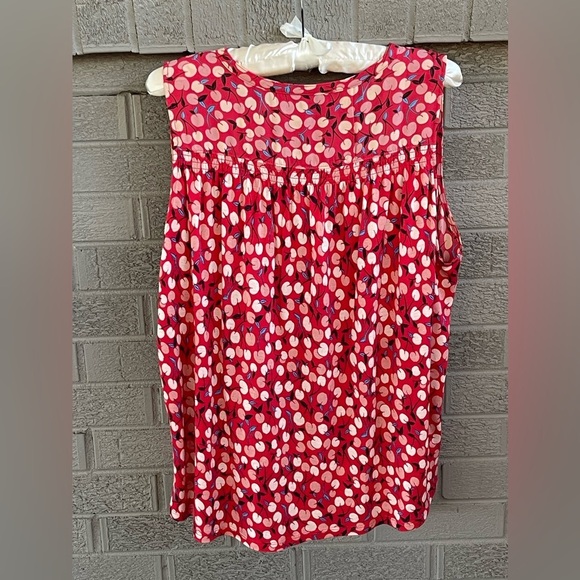 LOFT Cherry Split Neck Mixed Media Shell- Large - Picture 2 of 4